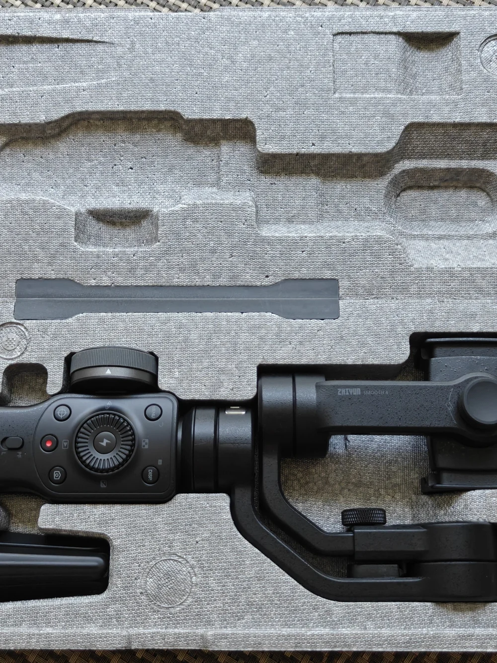Zhiyun Smooth 4 3-Axis Smartphone Gimbal Stabilizer with Case & Tripod